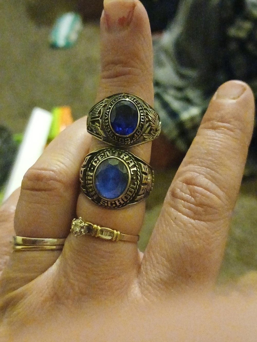 Blue Stone Men's Class Ring - Unbranded